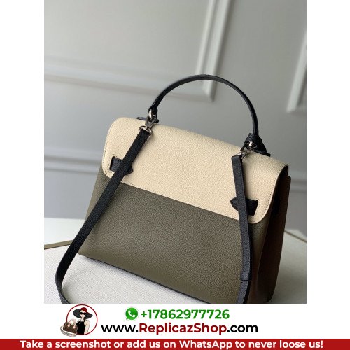 Louis Vuitton Favorite - Image 3