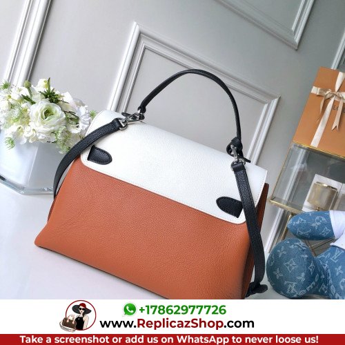 Louis Vuitton Favorite - Image 8