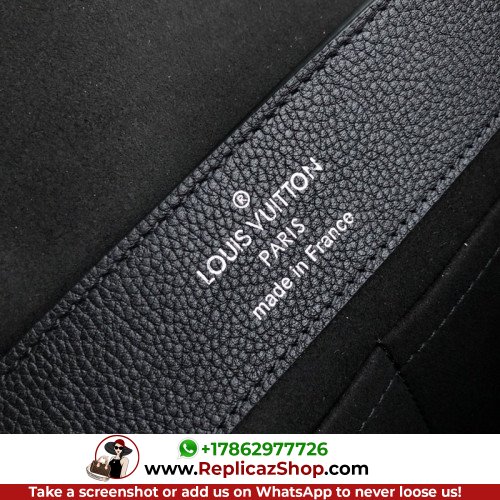 Louis Vuitton Favorite - Image 4