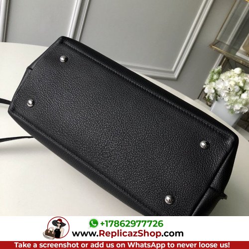 Louis Vuitton Favorite - Image 9