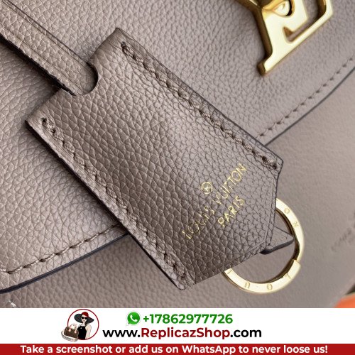 Louis Vuitton Favorite - Image 7