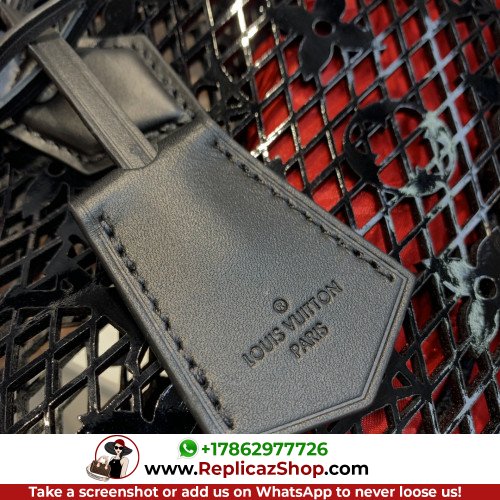 Louis Vuitton Alma - Image 7