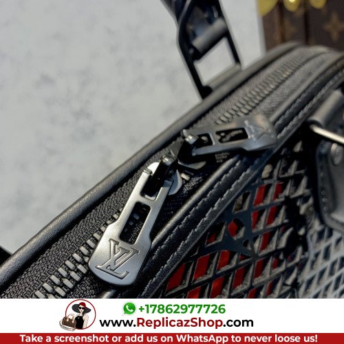 Louis Vuitton Alma - Image 8