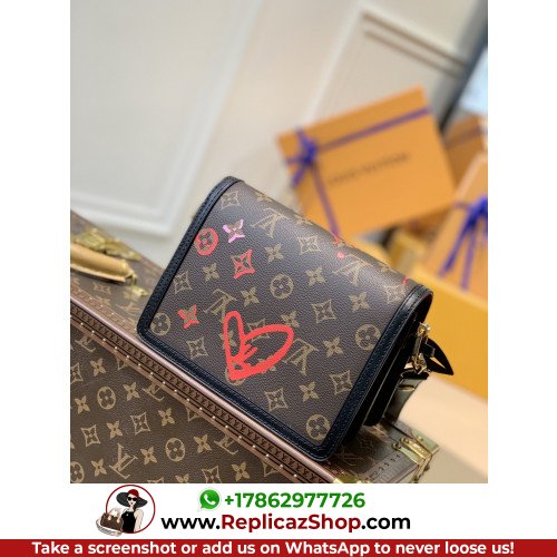 Louis Vuitton Petite Malle - Image 8