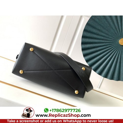 Louis Vuitton Alma - Image 4