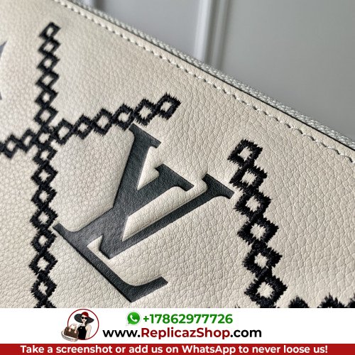 Louis Vuitton Wallet - Image 8