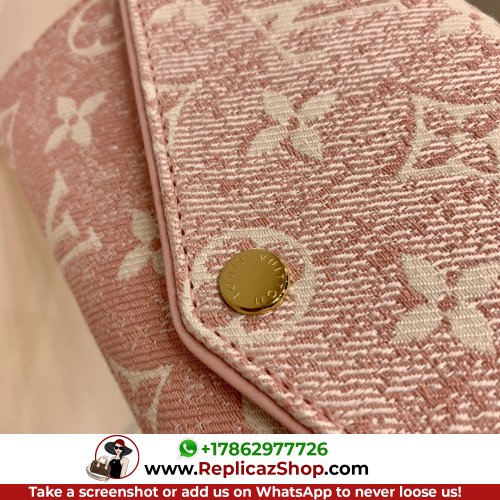 Louis Vuitton Wallet - Image 6