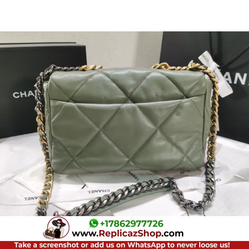 Chanel 19 Bag - Image 4