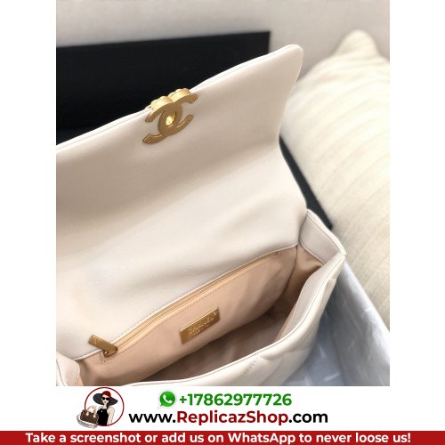 Chanel 19 Bag - Image 6