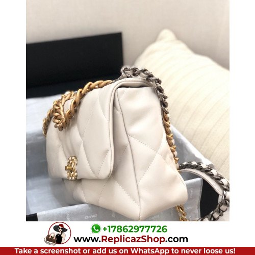 Chanel 19 Bag - Image 2