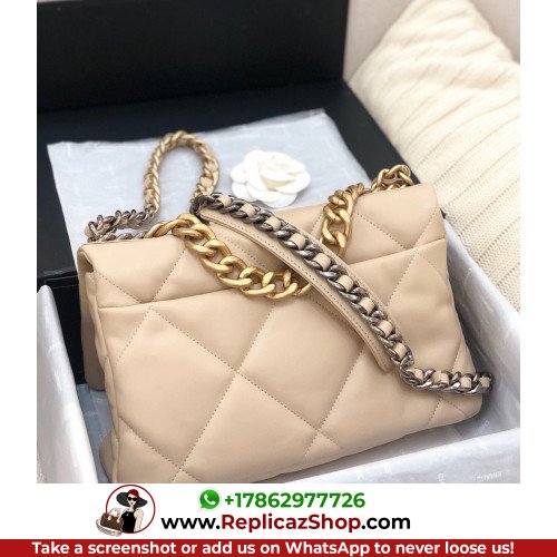 Chanel 19 Bag - Image 10