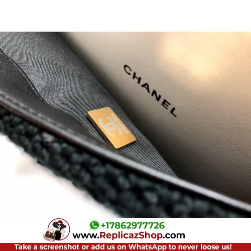 Chanel 19 Bag - Image 10