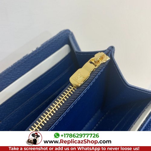 Louis Vuitton Wallet - Image 4