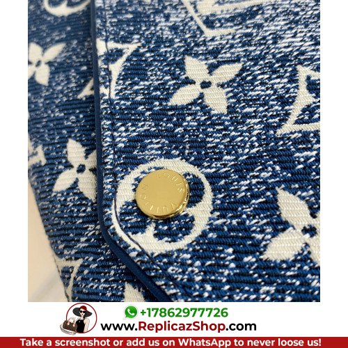 Louis Vuitton Wallet - Image 6