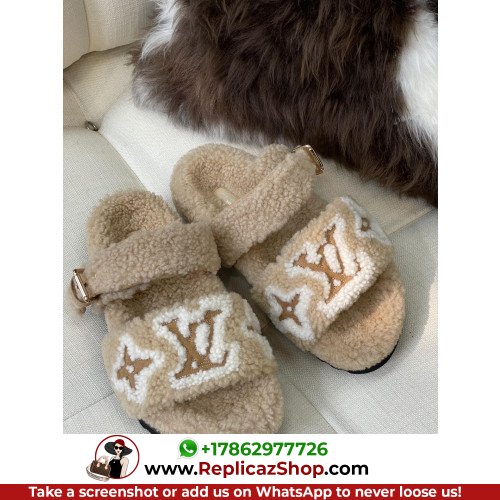 Louis Vuitton Sandals & Sliders