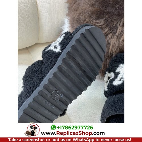 Louis Vuitton Sandals & Sliders - Image 10