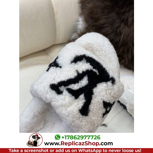 Louis Vuitton Sandals & Sliders - Image 9