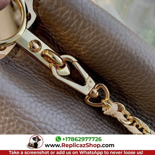 Louis Vuitton Capucines - Image 7