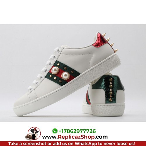 Gucci Low Top Sneakers - Image 15