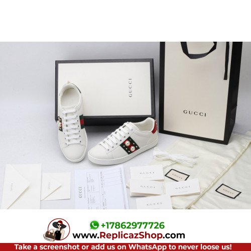 Gucci Low Top Sneakers - Image 4