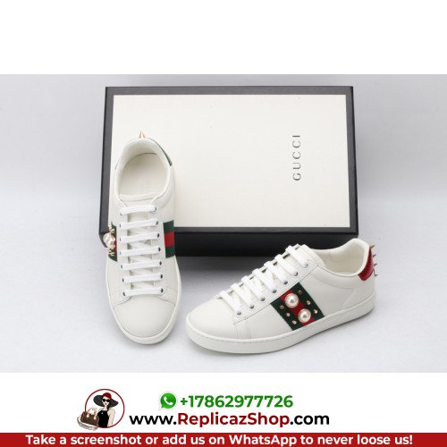 Gucci Low Top Sneakers - Image 6