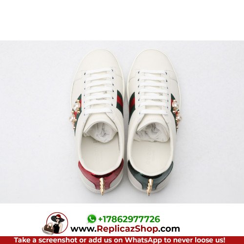 Gucci Low Top Sneakers - Image 9