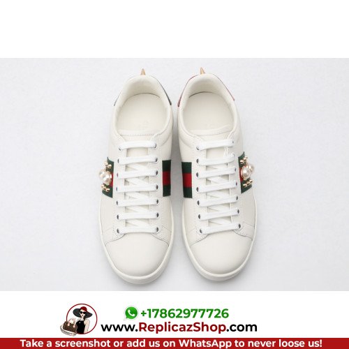 Gucci Low Top Sneakers