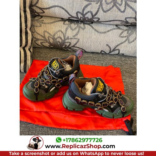 Gucci Low Top Sneakers