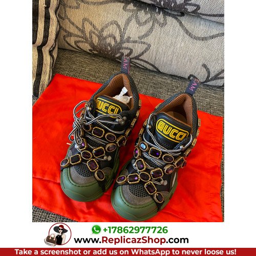 Gucci Low Top Sneakers - Image 6