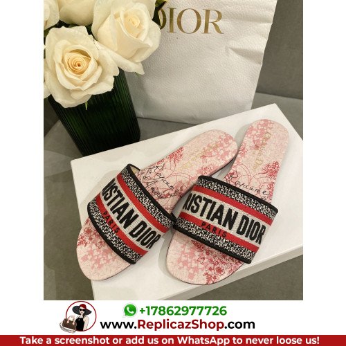 Dior Sandals & Slides - Image 5