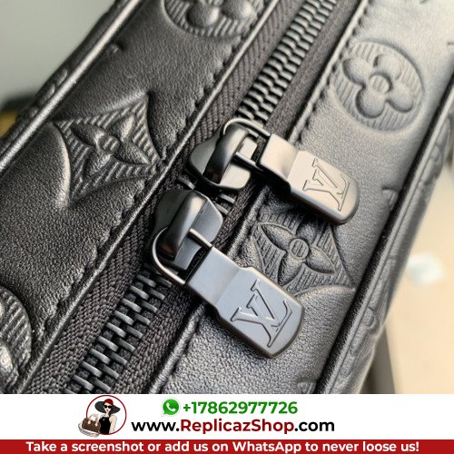 Louis Vuitton Wallet - Image 6