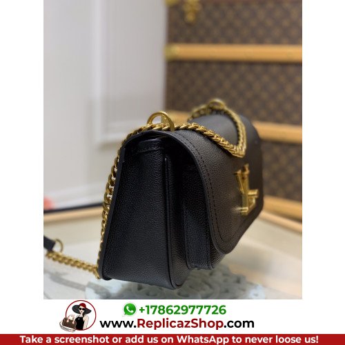 Louis Vuitton Favorite - Image 9