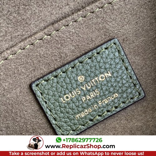 Louis Vuitton Favorite - Image 8