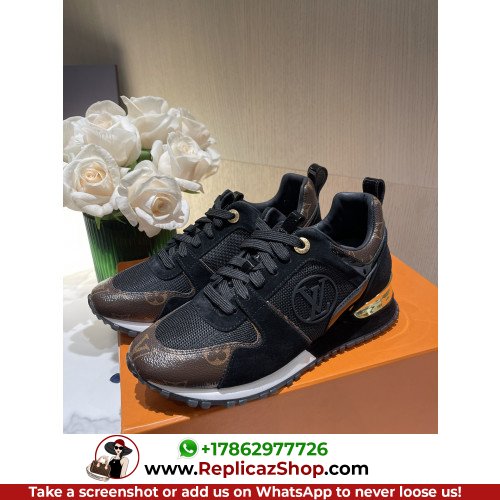 Louis Vuitton Low Top Sneakers - Image 2