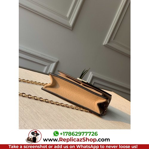 Louis Vuitton Favorite - Image 3