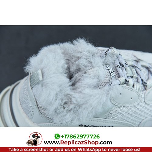 Balenciaga Triple Sneakers - Image 17