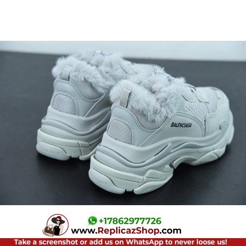 Balenciaga Triple Sneakers - Image 2