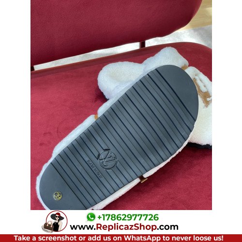 Louis Vuitton Sandals & Sliders - Image 2