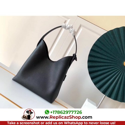 Louis Vuitton Favorite - Image 9