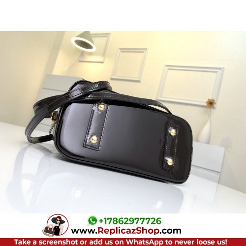 Louis Vuitton Alma - Image 2