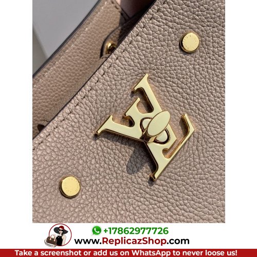 Louis Vuitton Favorite - Image 5