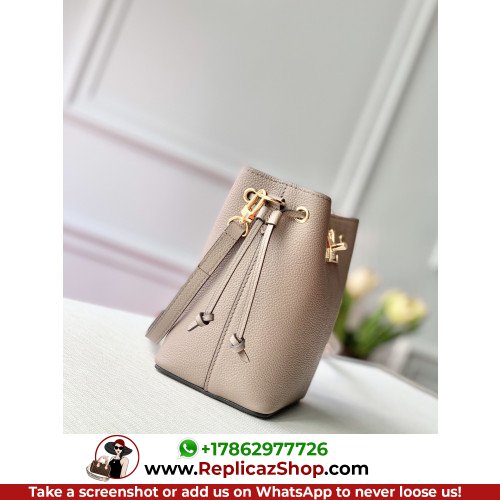 Louis Vuitton Favorite - Image 8