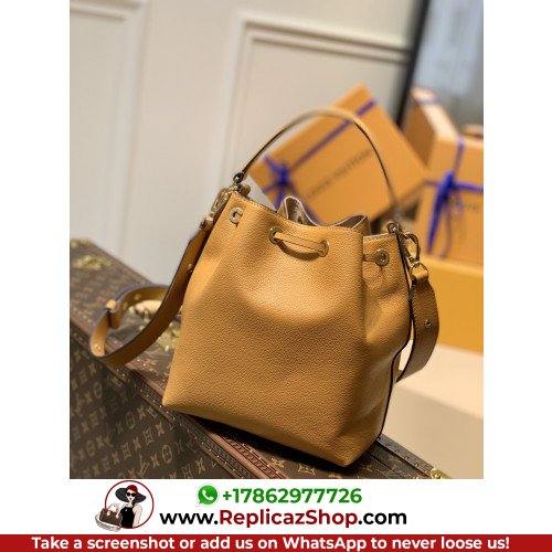 Louis Vuitton Favorite - Image 7