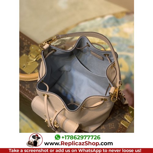 Louis Vuitton Favorite - Image 3