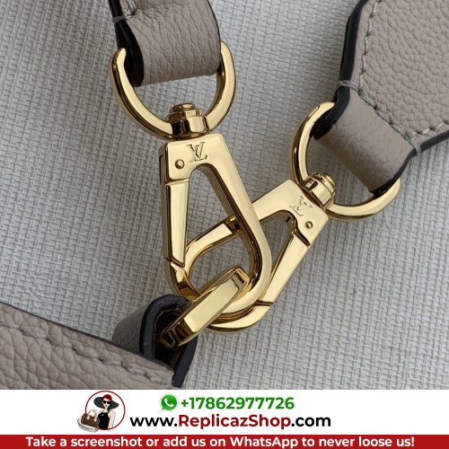 Louis Vuitton Favorite - Image 6