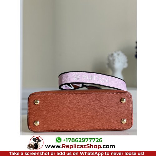 Louis Vuitton Capucines - Image 9