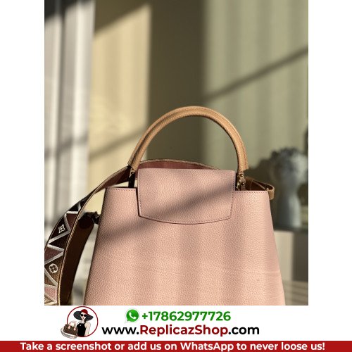 Louis Vuitton Capucines - Image 4