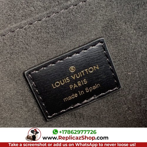 Louis Vuitton Petite Malle - Image 2