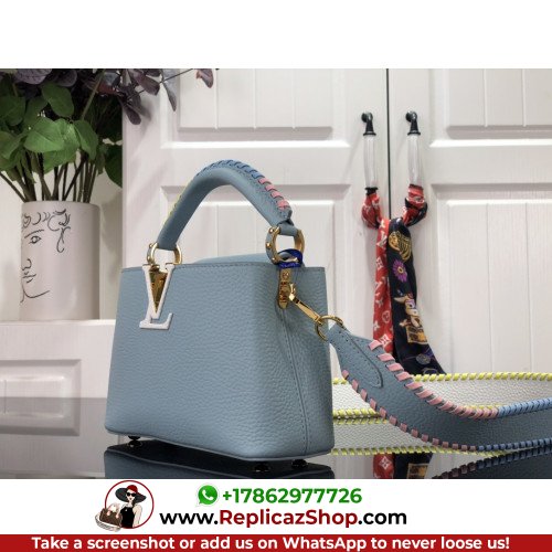 Louis Vuitton Capucines - Image 5