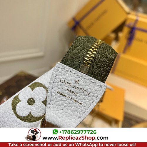 Louis Vuitton Wallet - Image 4